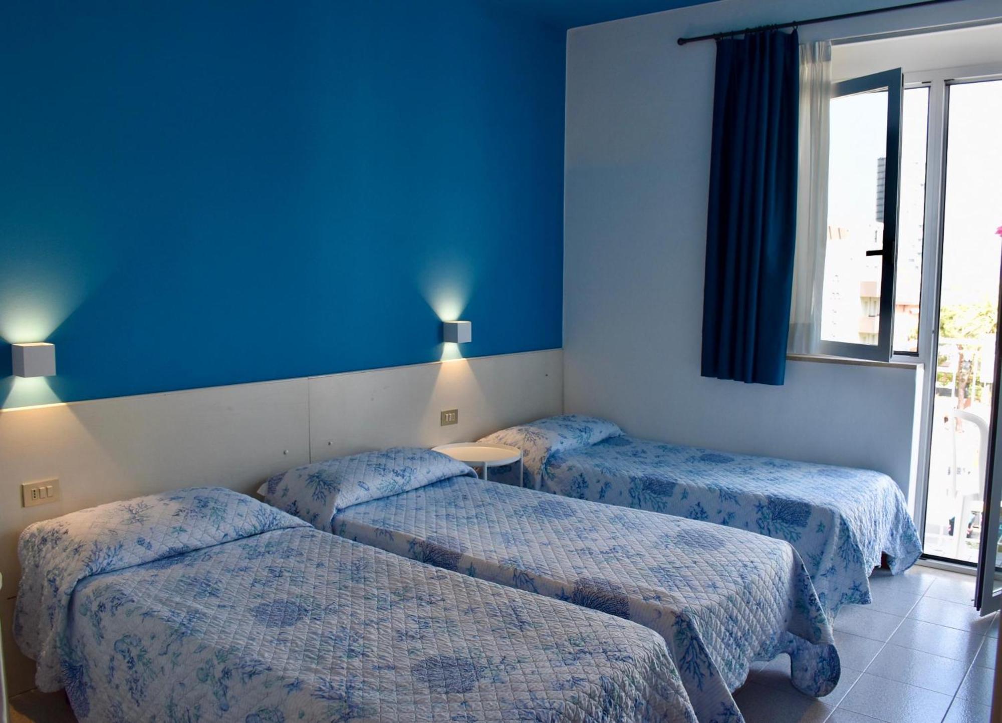 Hotel Portofino Lido di Jesolo Luaran gambar